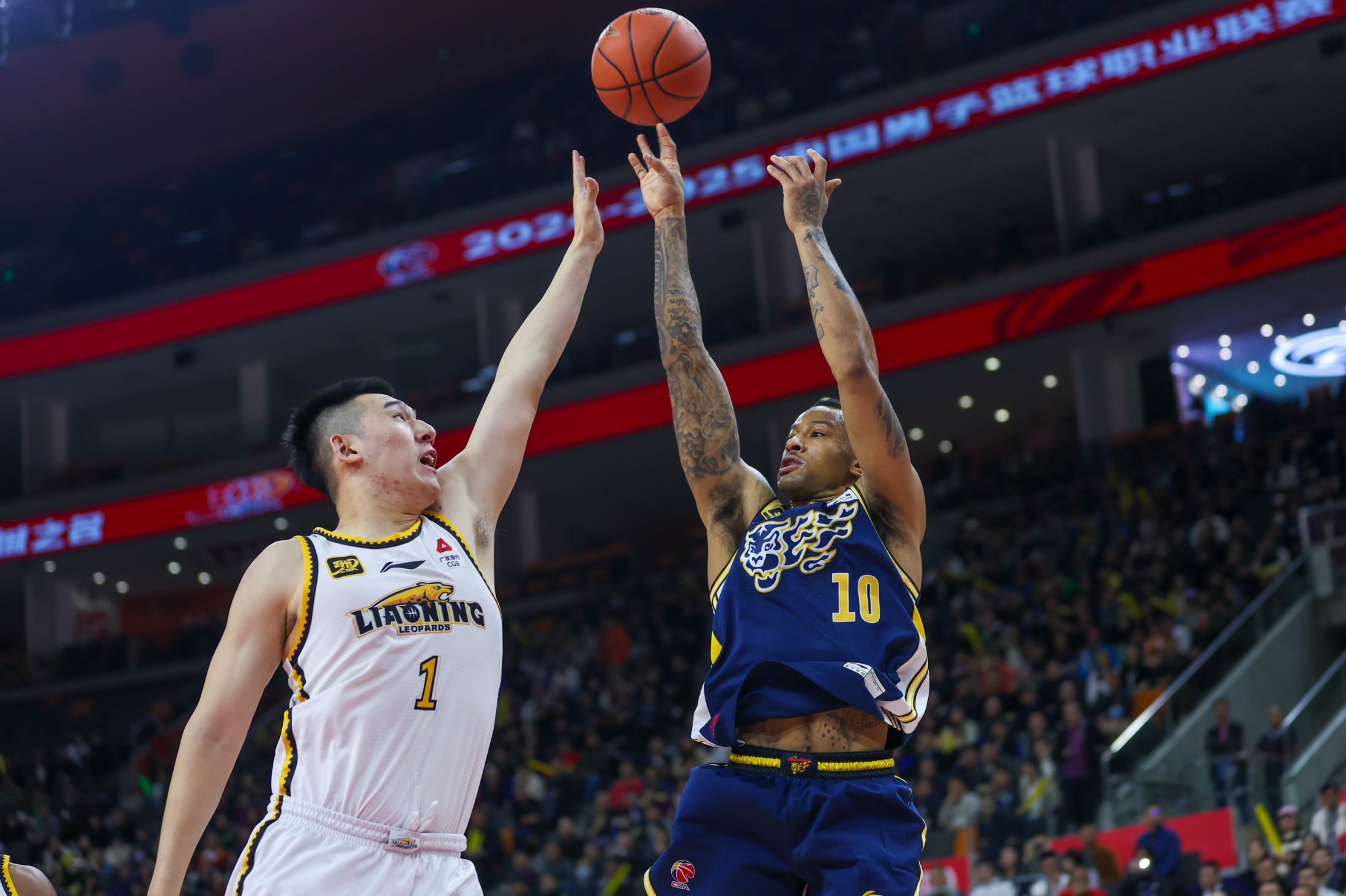 赛前突围战来临，马德里竞技围绕CBA季后赛门线救险，态度坚定，年轻球员得到机会