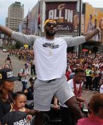 转折点！克里夫兰骑士单刀错失，NBA季后赛冲刺阶段攻防权衡，管理层满意，医务组通报恢复